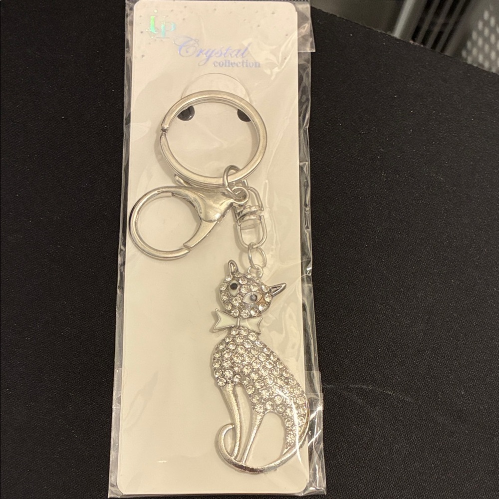 Crystal Cat Silver Keychain — Sparkling Cat Key & Card Holder